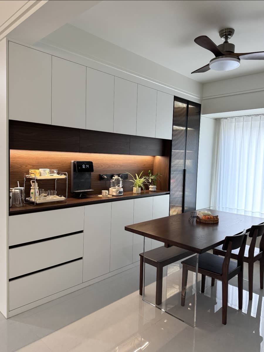 Installed kitchen and dining cabinetry