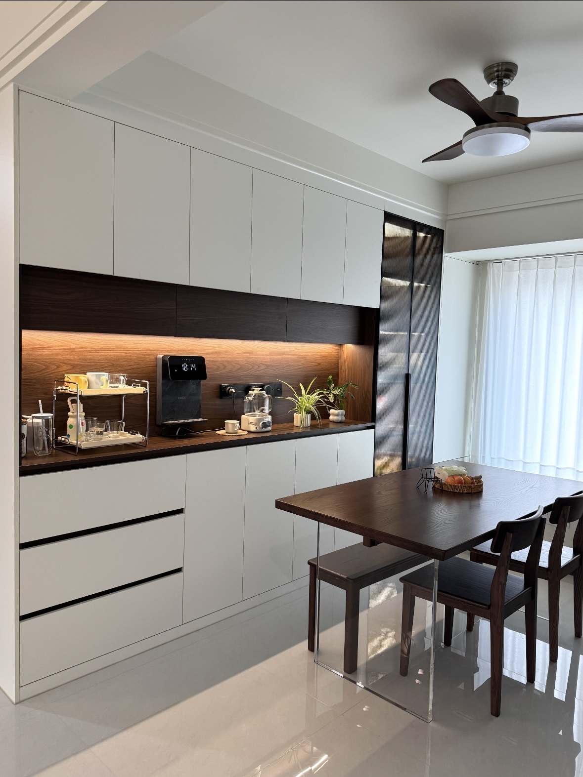 Installed kitchen and dining cabinetry